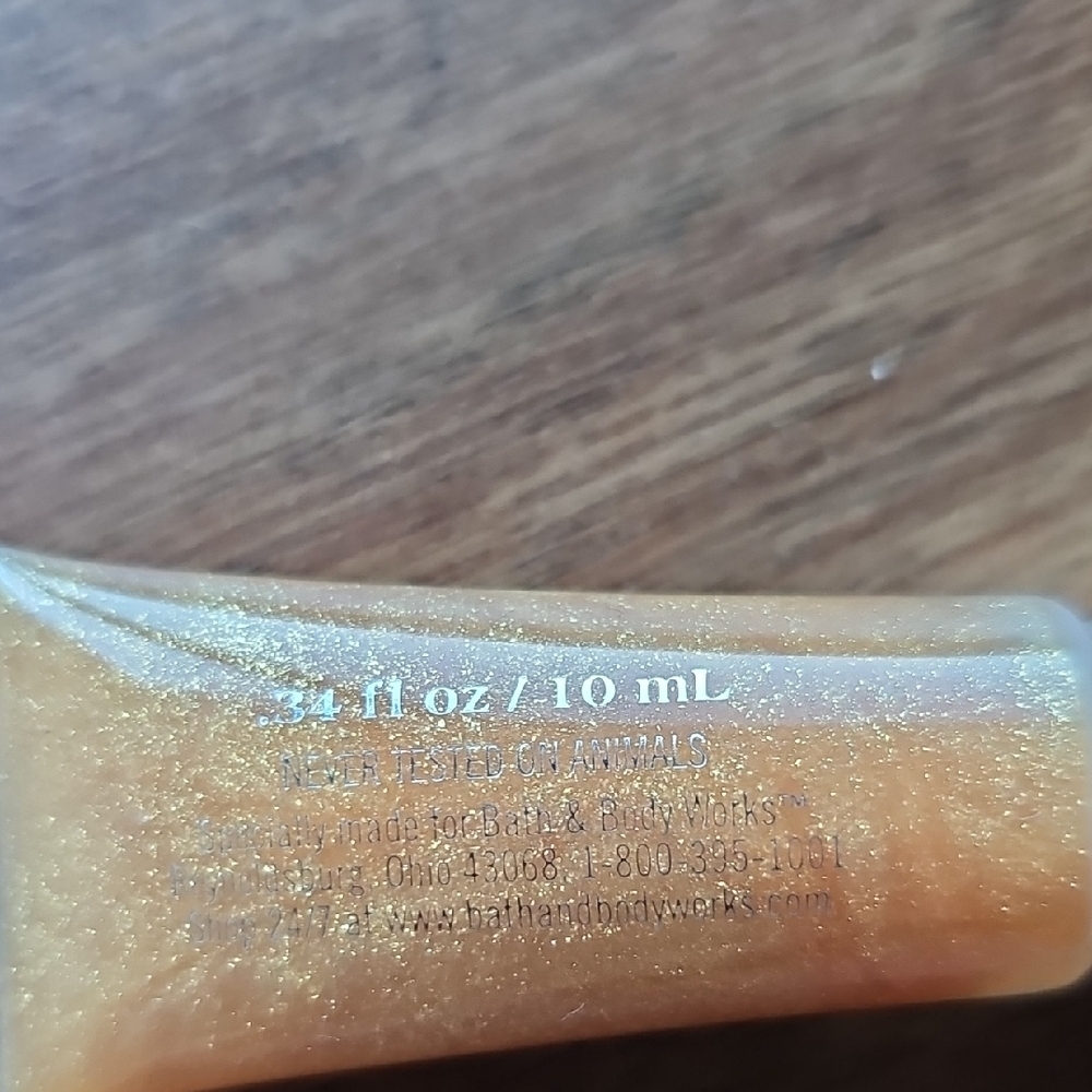 New Bath & Body Works Liplicious Gold Lip Gloss Ginger Glitz Discontonued - Picture 2 of 4